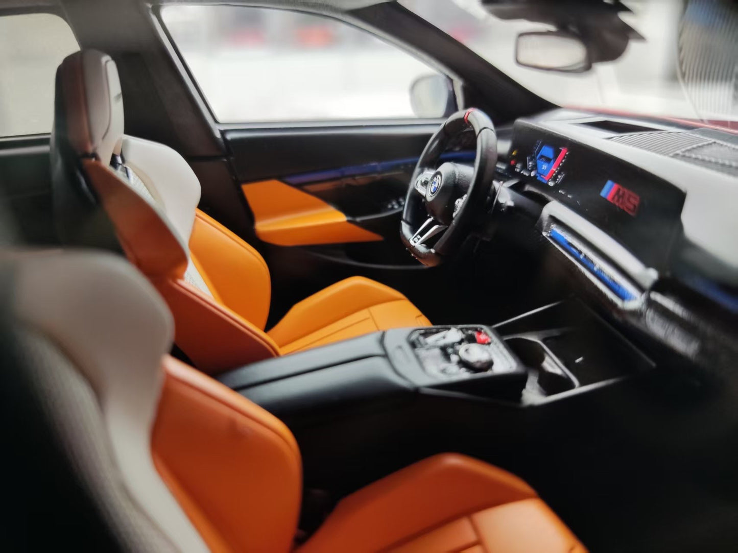 GT Spirit 1/18 BMW M5 Peable Beach Orange GT966