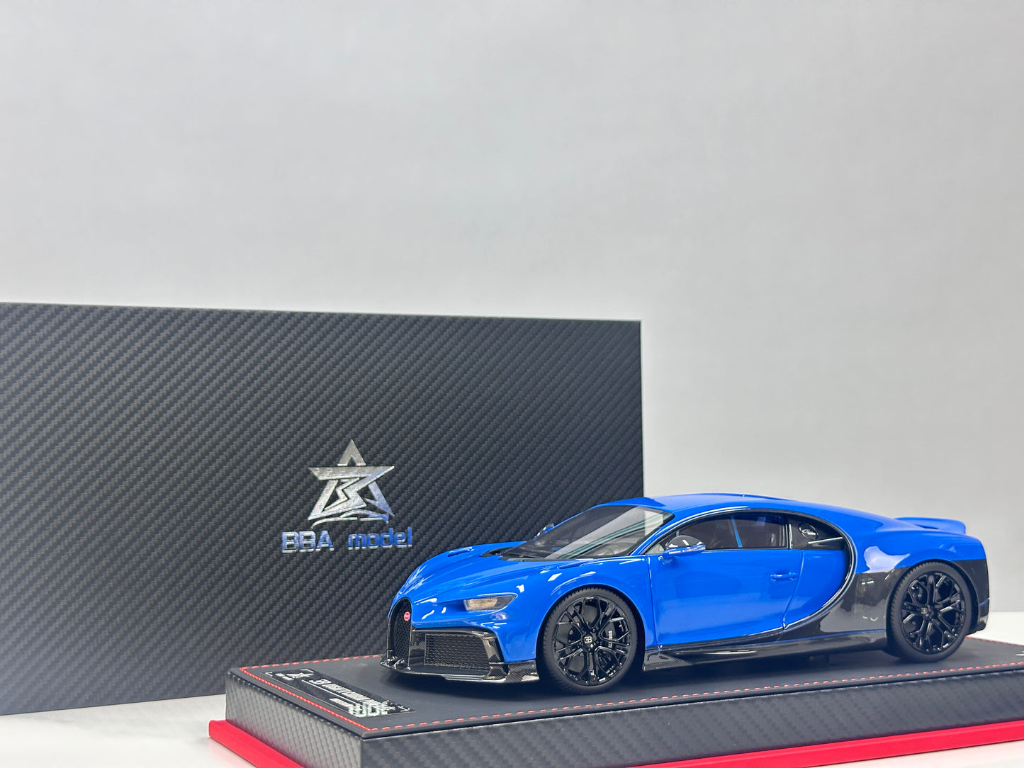 BBA MODEL 1/18 Bugatti Chiron Profiler Blue BBA073