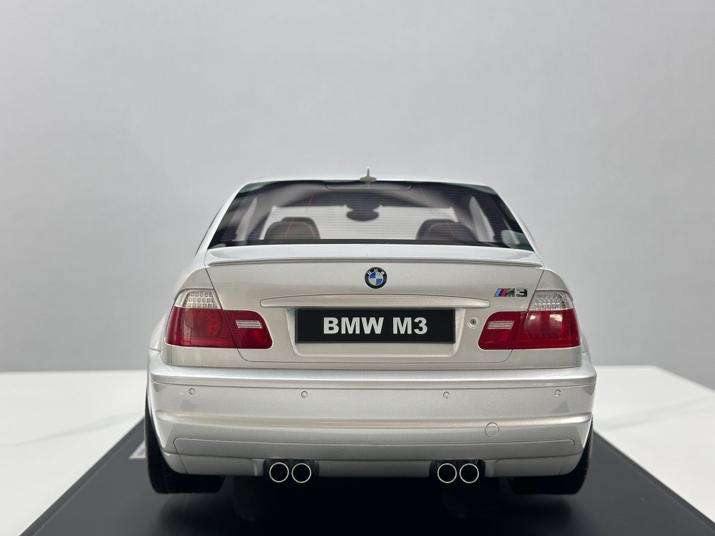GT Spirit 1/8 BMW M3 E46 Silver GTS801501
