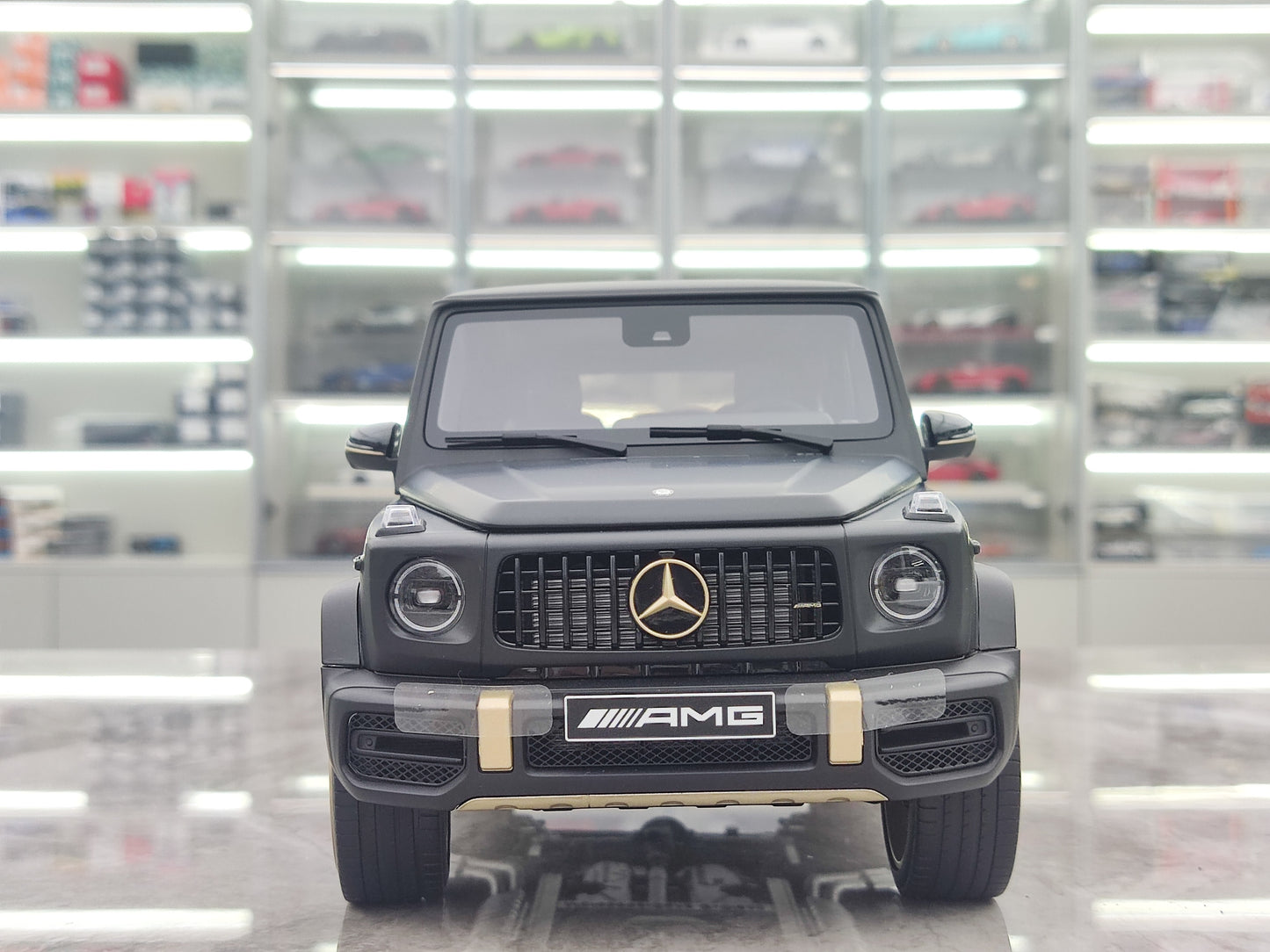 Almost Real 1/18 Mercedes-AMG G 63 Grand Edition Jia Chen Limited Collection Black Diecast Model Car 820805