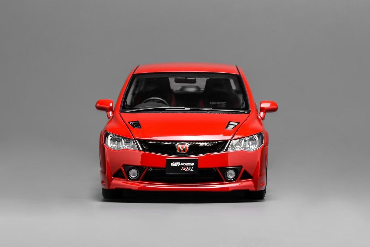 MOTORHELIX 1/18 Honda Civic Type R (FD2) die-cast car model