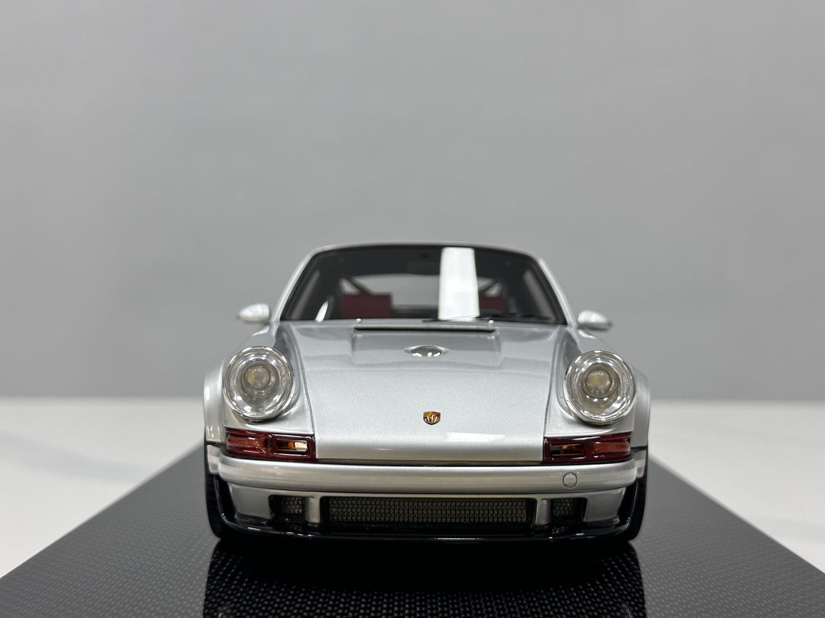 Dino Model 1/18 Porsche Singer DLS Silver DC007