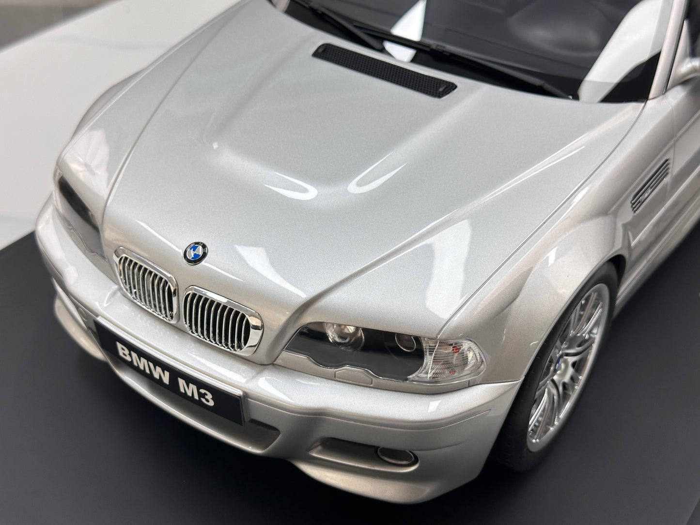 GT Spirit 1/8 BMW M3 E46 Silver GTS801501