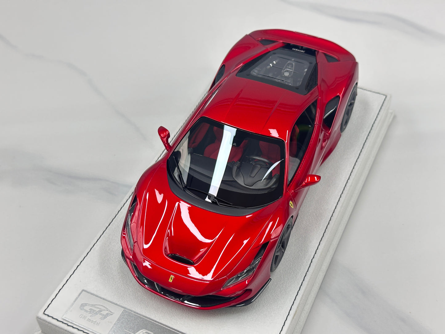 GH MODEL 1/18 Ferrari F8 Tributo Metallic Red GH022