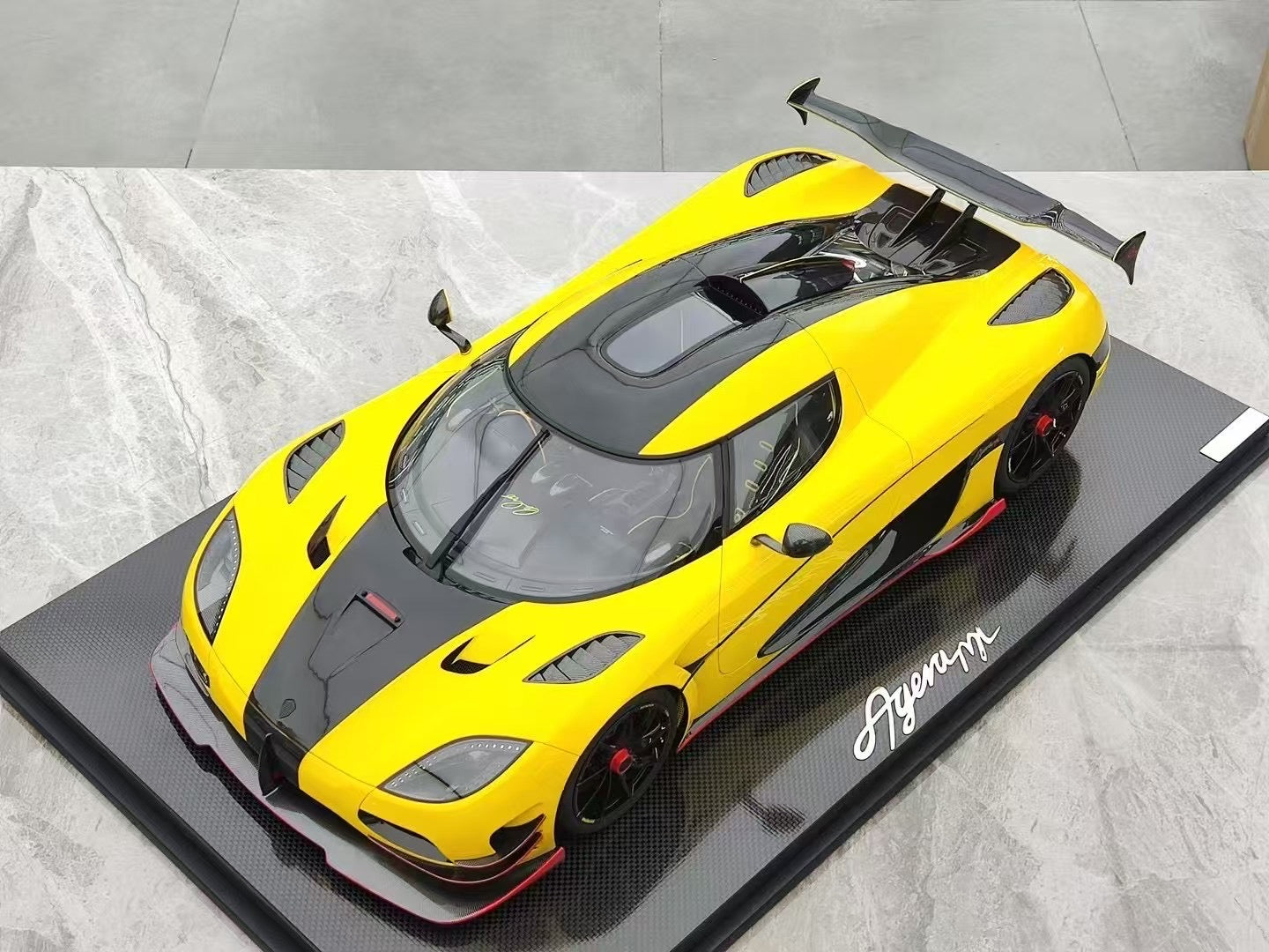FRONTIART 1/8 Koenigsegg Agera ML Locke Yellow FA172