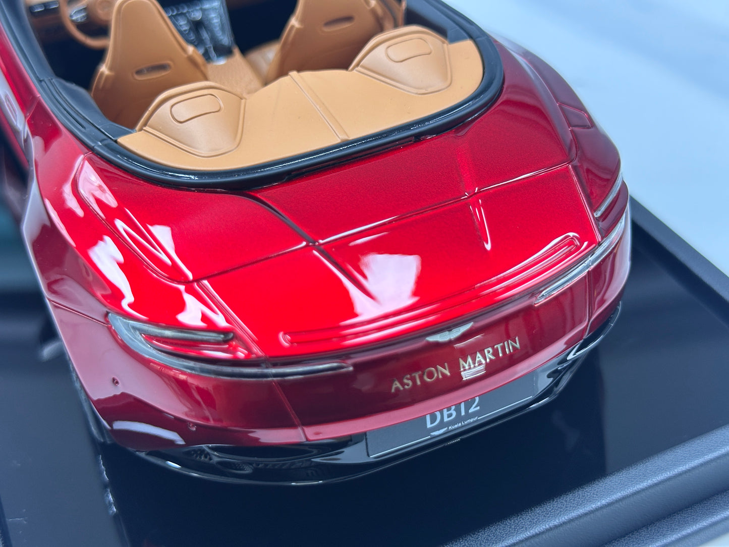 Xiaoguang Model & MotorHelix 1/18 Aston Martin DB12 Volante Convertible – Volcano Red Metallic (MH388)