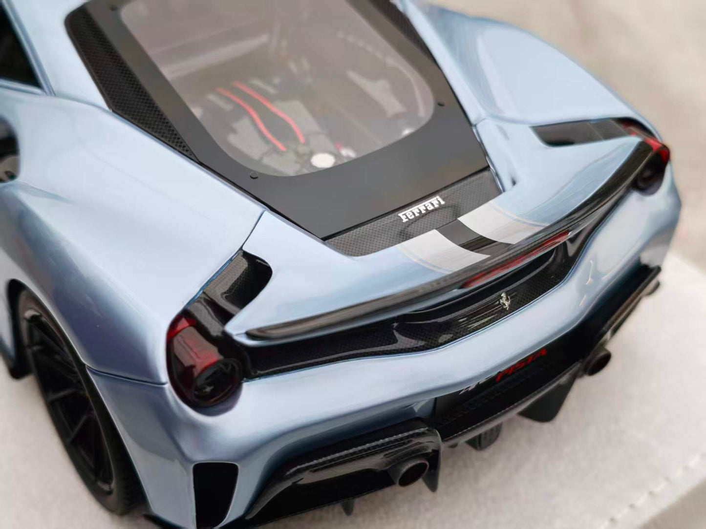 BBA MDOEL 1/18 Ferrari 488PISTA Ice Blue BBA054