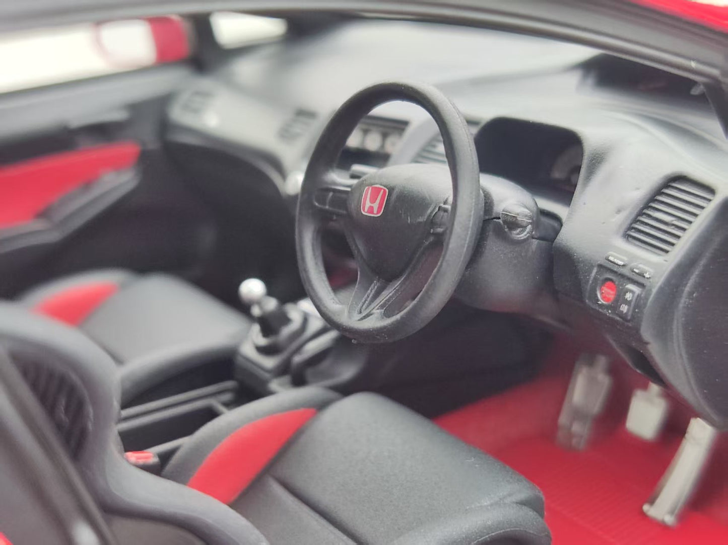 MOTORHELIX 1/18 Honda Civic Type R (FD2) MUGEN RR Milan Red MH352