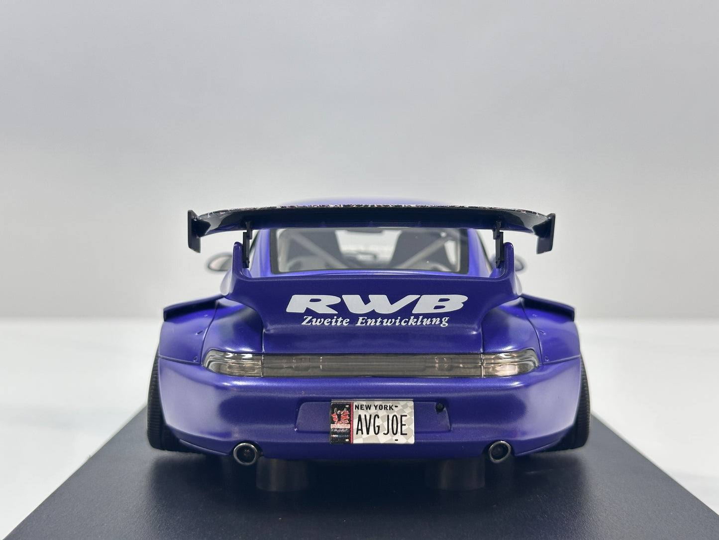 GT Spirit 1/18 Porsche RWB "Son Goku" Purple GT571