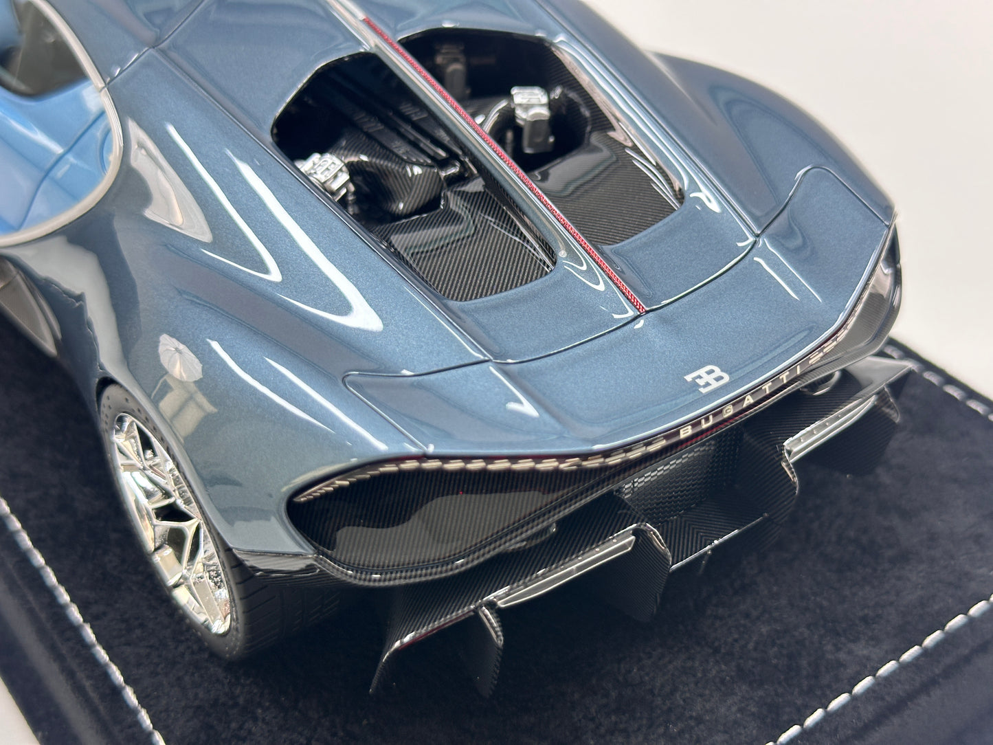 HH MODEL 1/18 Bugatti Tourbillon Release Color HH638
