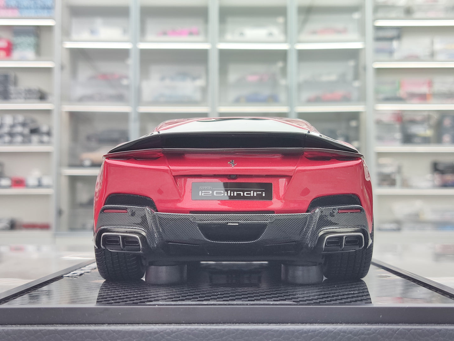 BBR 1/18 Ferrari 12 CILINDRI COUPE Emora Metallic Red P18248FCH