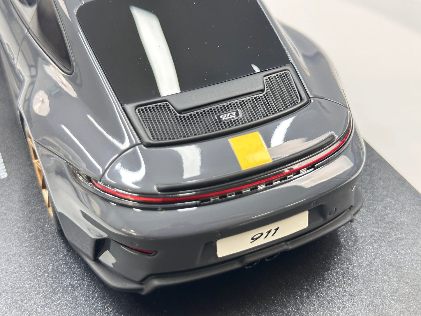 GT Spirit 1/18 Porsche 911 [992.2] GT3 Touring Grey GT577