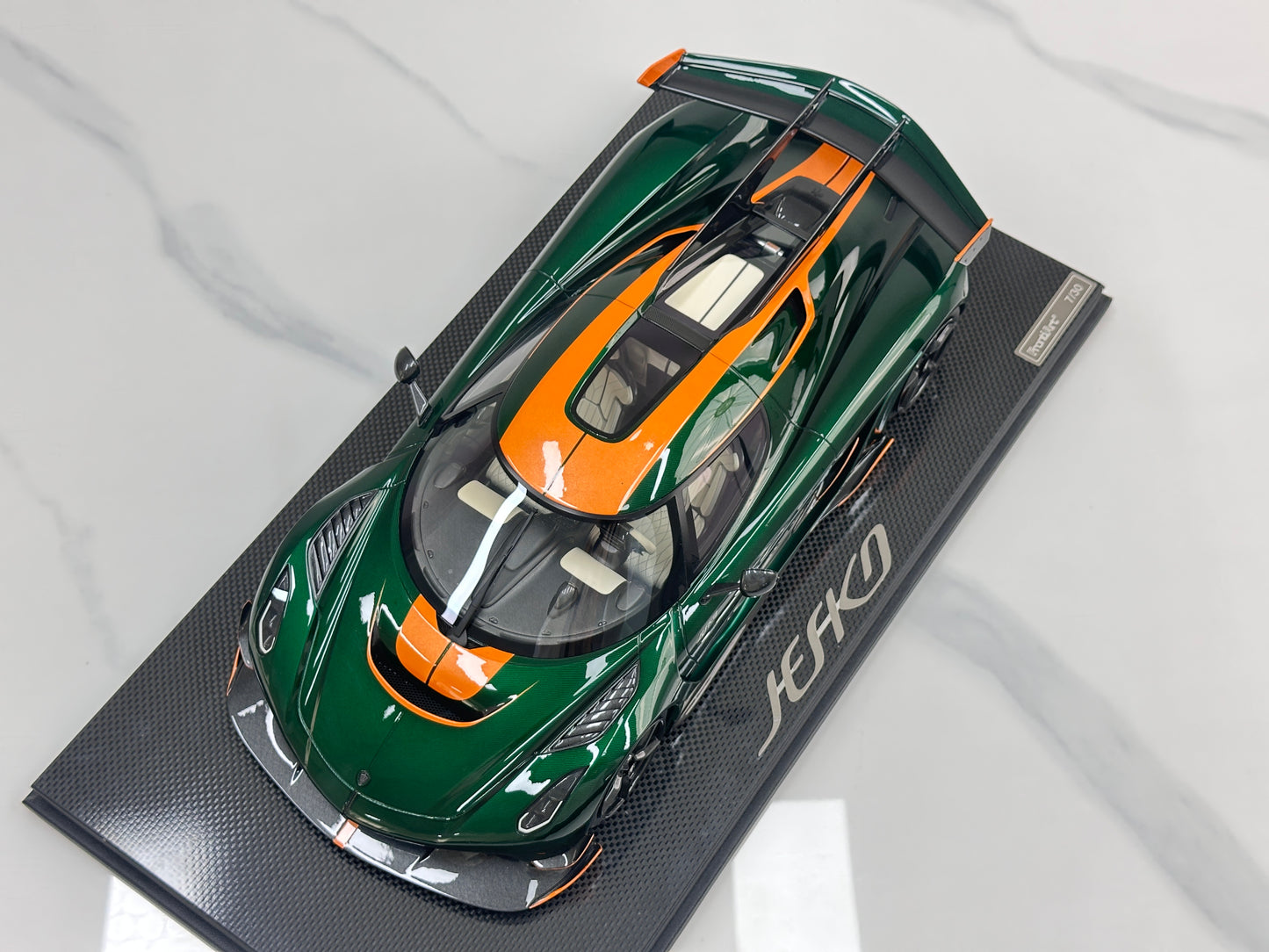 FRONTIART 1/12 Koenigsegg Jesko Carbon Emerald Green (FA190)