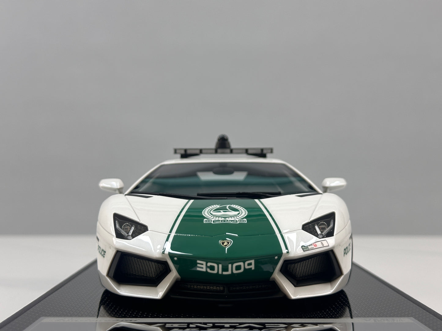 VMB 1/18 Lamborghini Aventador LP700-4 Special Edition Dubai Police Livery VMB067