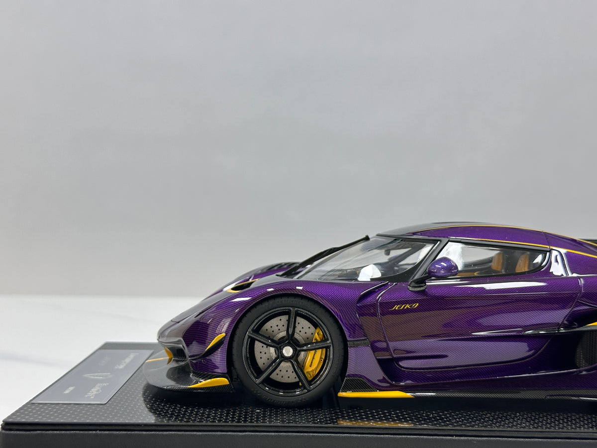 FrontiArt 1/18 Koenigsegg Jesko 7559 Purple FA209
