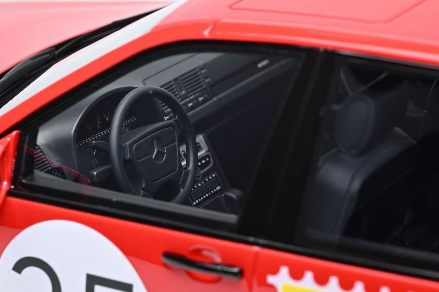 Vehicle Art 1/18 Mercedes-Benz BRABUS W140