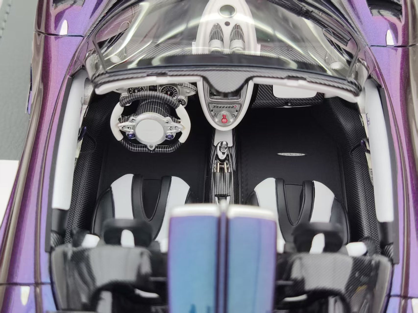 BBR 1/18 Pagani IMOLA ROADSTER Color Changing Purple P18250C