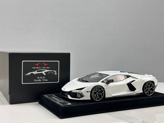 HH Model 1/18 Lamborghini Revuelto Metallic White HH616