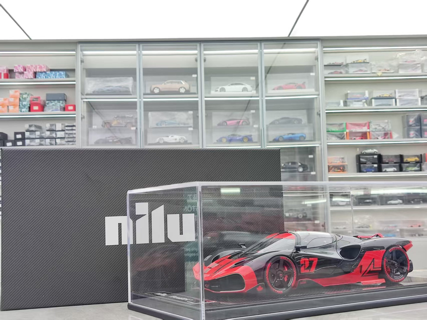 FRONTIART 1/18 Nilu 27 Red FA184