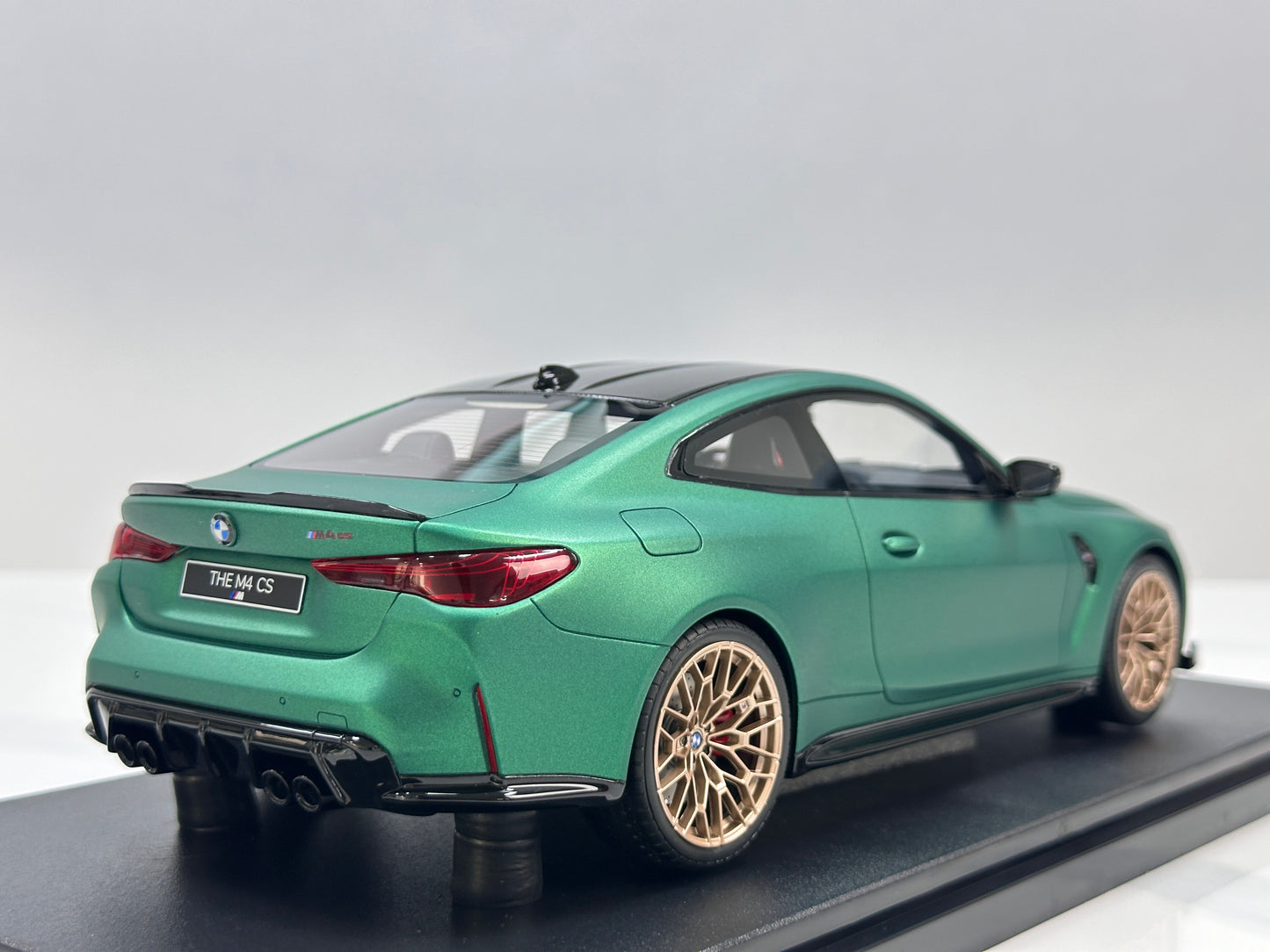 GT Spirit 1/18 BMW M4 CS Green GT994