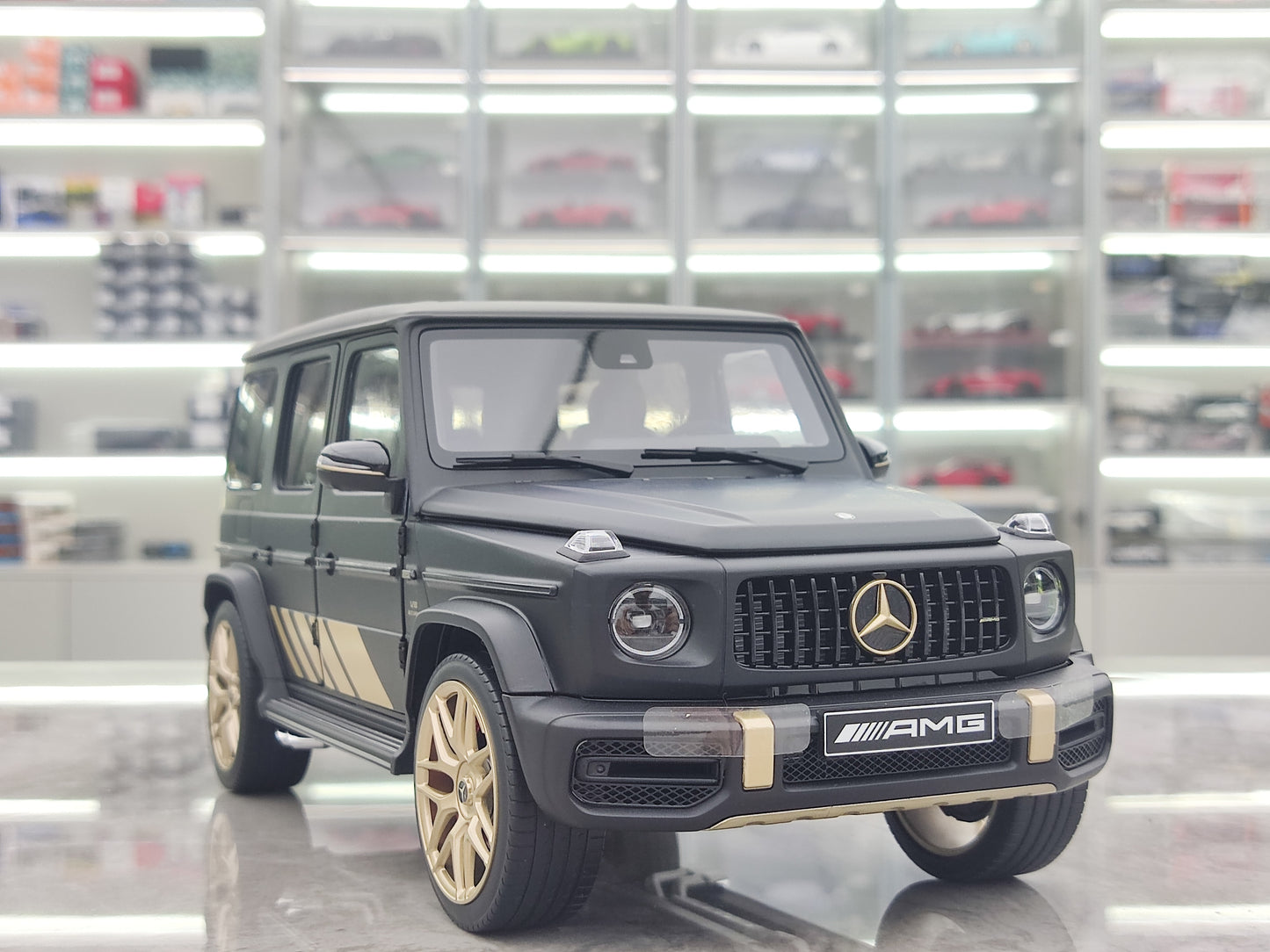 Almost Real 1/18 Mercedes-AMG G 63 Grand Edition Jia Chen Limited Collection Black Diecast Model Car 820805