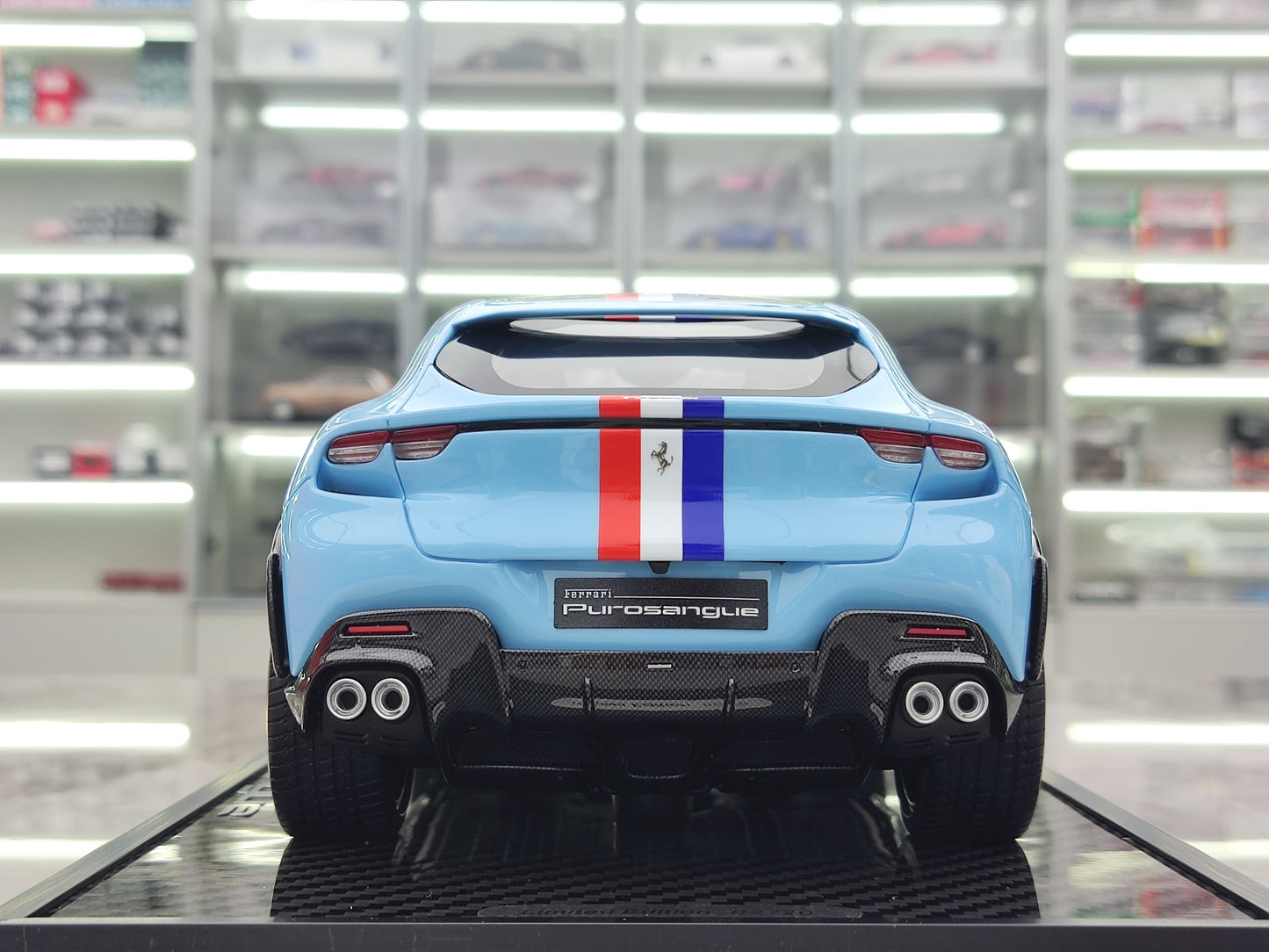 BBR 1/18 Ferrari Purosangue Plata Blue P18219AL