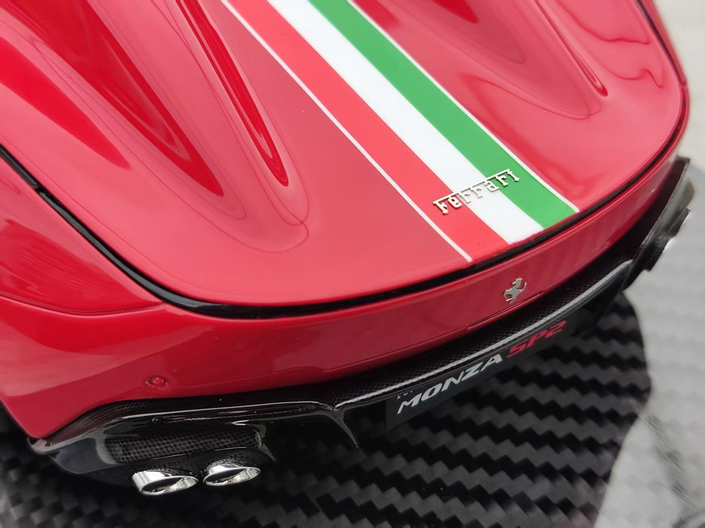 CE 1/18 Ferrari Monza SP2 Standard Red CE009