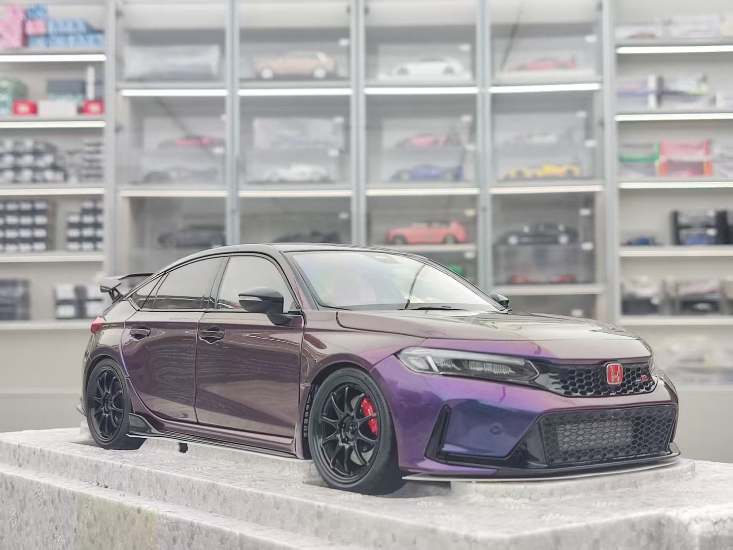 MOTORHELIX 1/18 Honda Civic TYPE R (FL5) Customized Chameleon Paint MH337