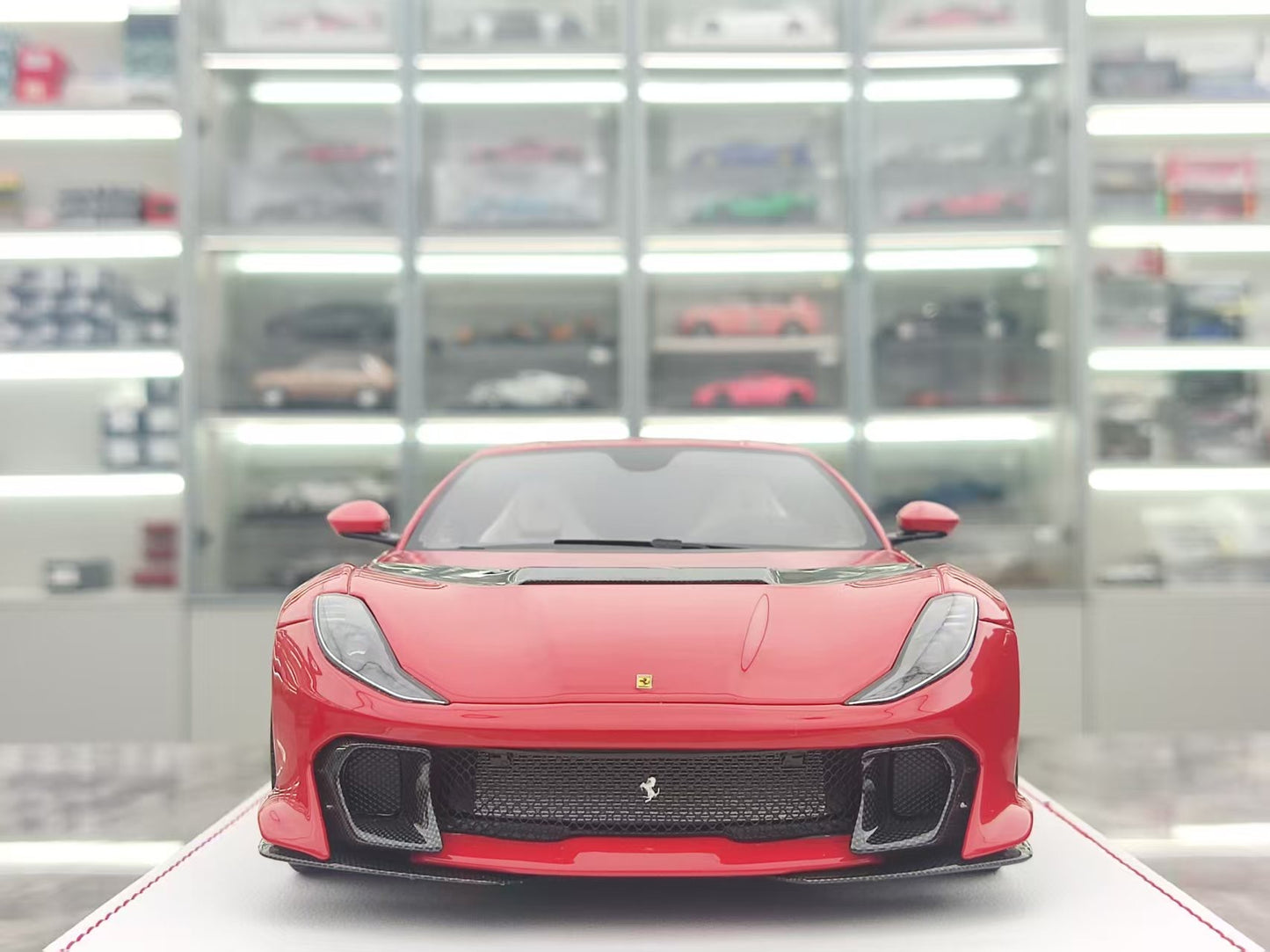 GL 1/18 Ferrari 812 C Red Resin Model JS-GL026