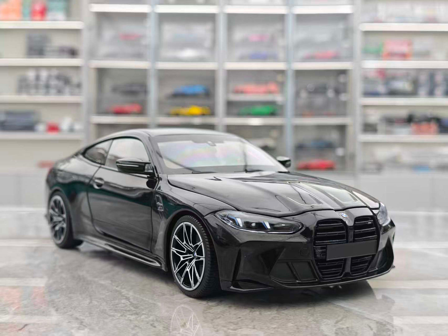 MINICHAMPS 1/18 BMW M4 Black 110020141