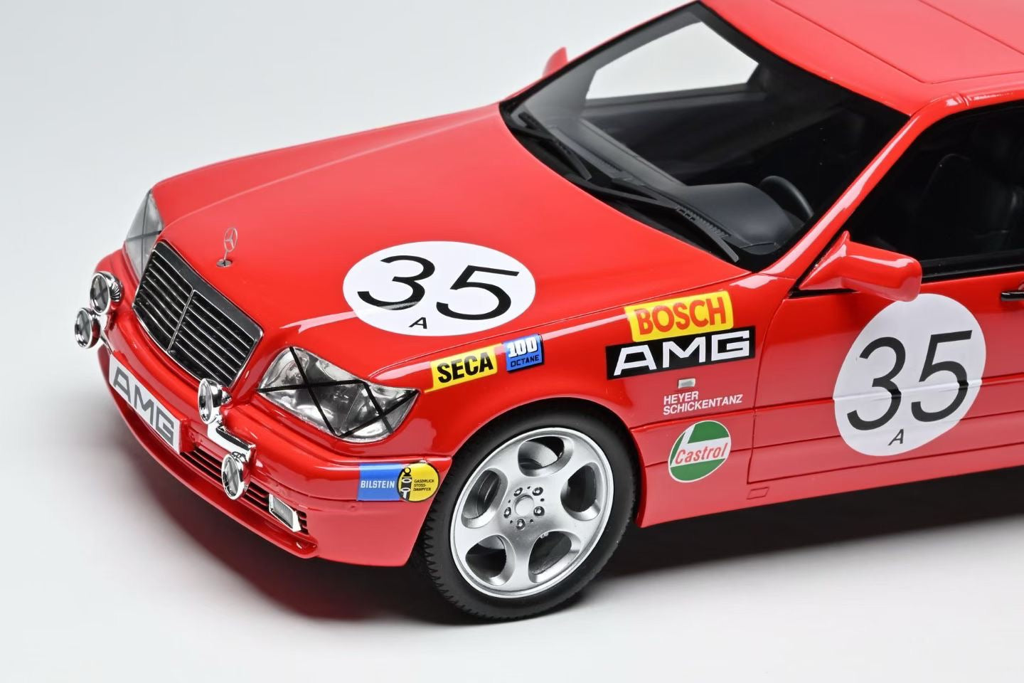 Vehicle Art 1/18 Mercedes-Benz BRABUS W140