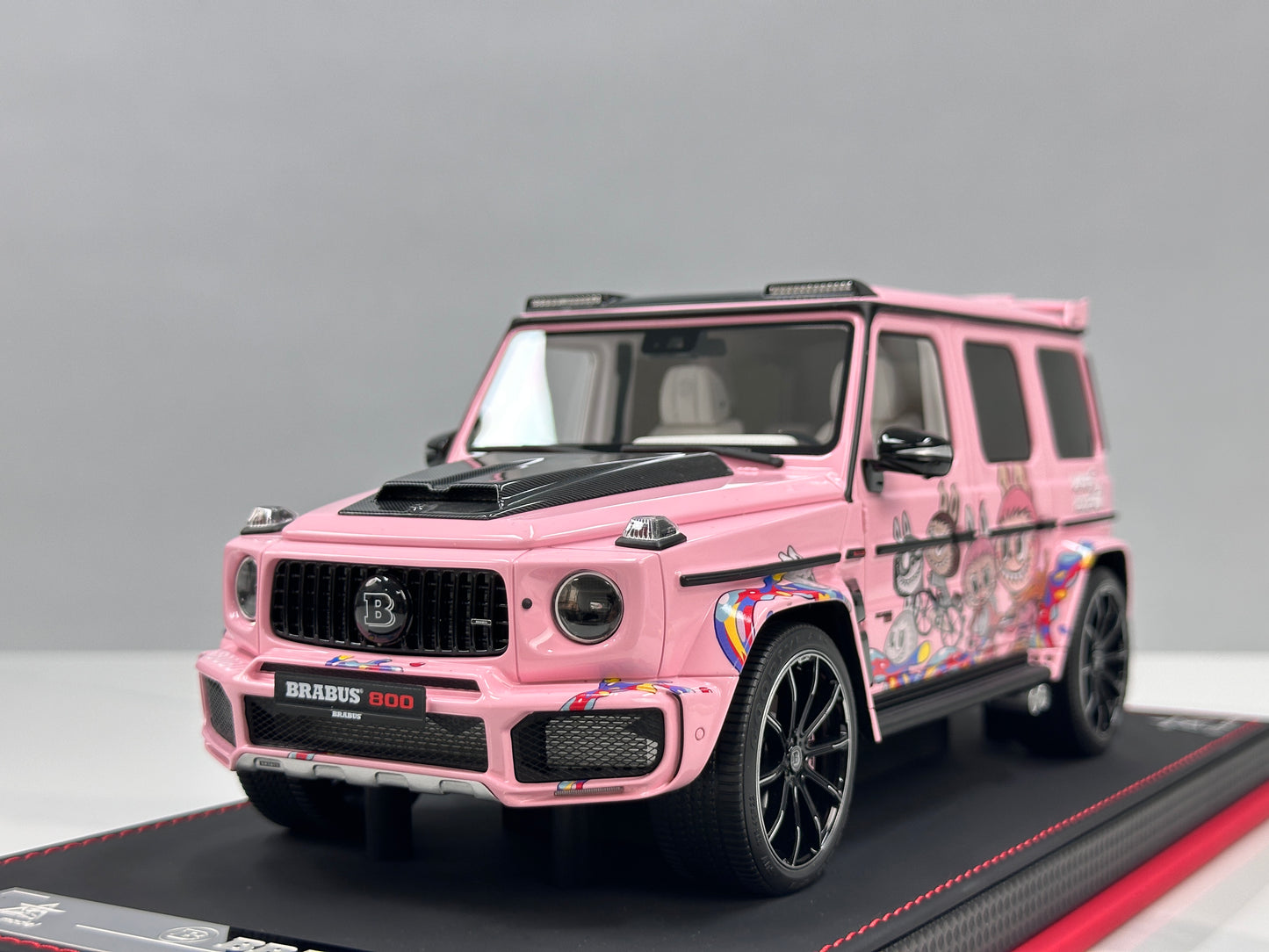 BBA Model 1/18 Brabus G800 Labubu BBA084
