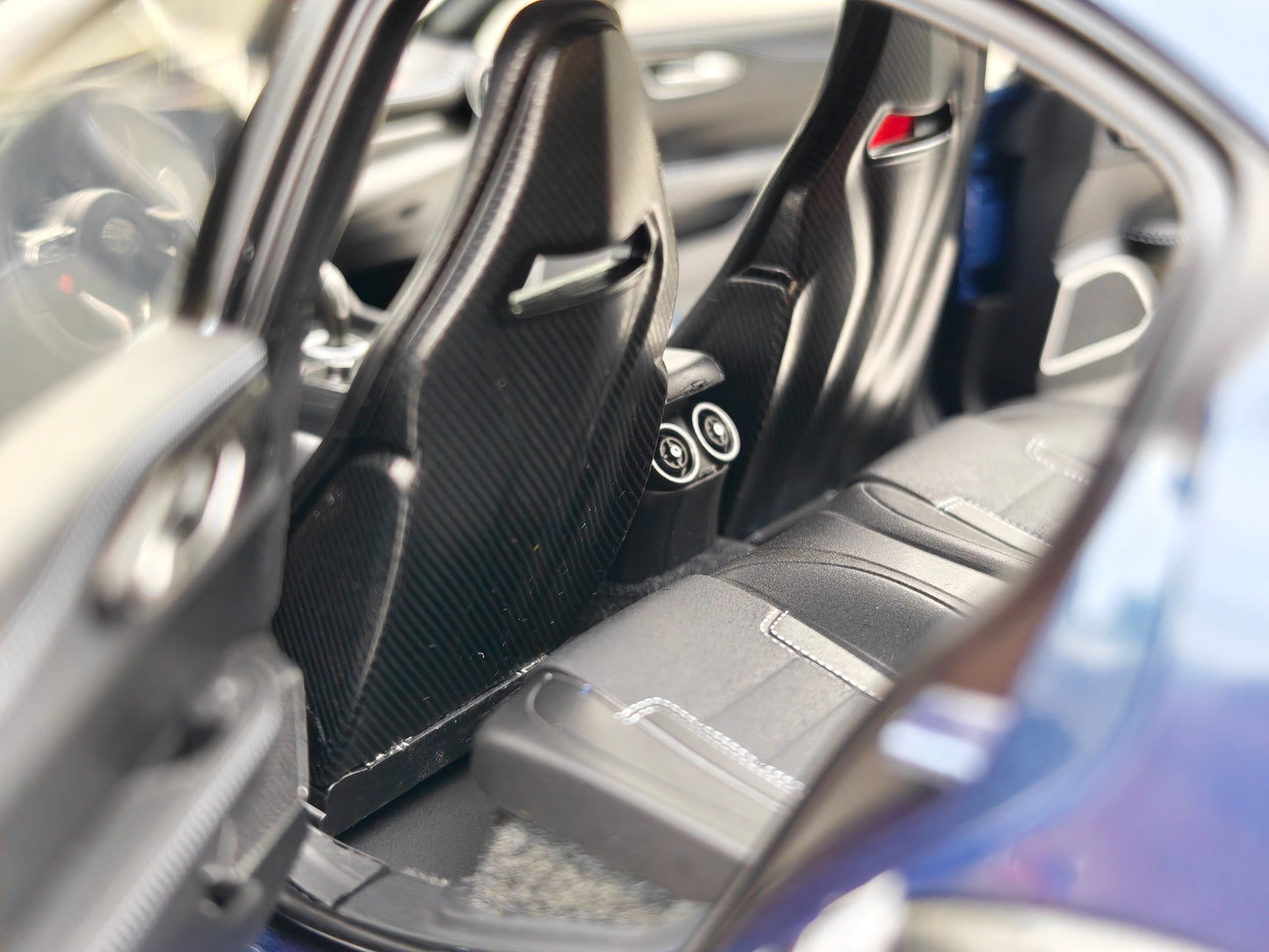 MOTORHELIX 1/18 Alfa Romeo Giulia GTA Monte Carlo Blue MH329