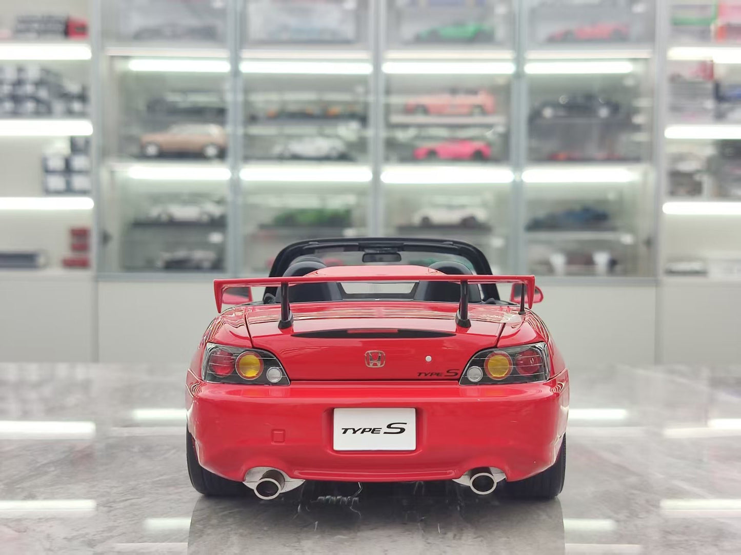 MOTORHELIX 1/18 Honda S2000 TYPE S 2007 New Formula Red MH322