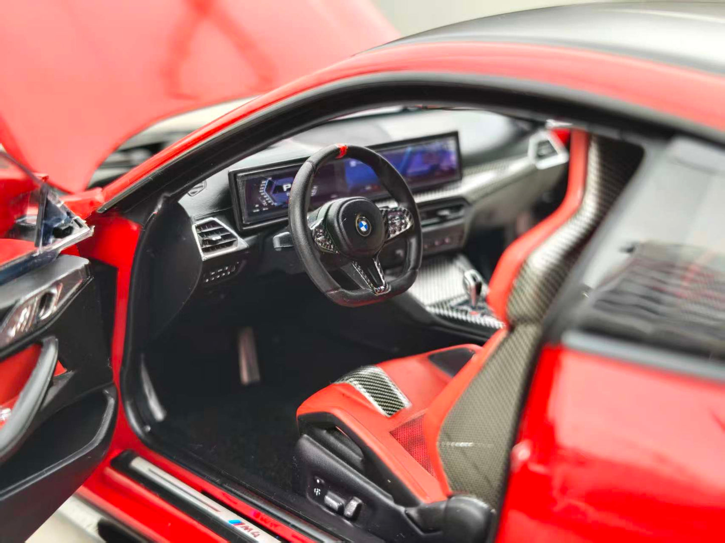 MINICHAMPS 1/18 BMW M4 Red 110020140