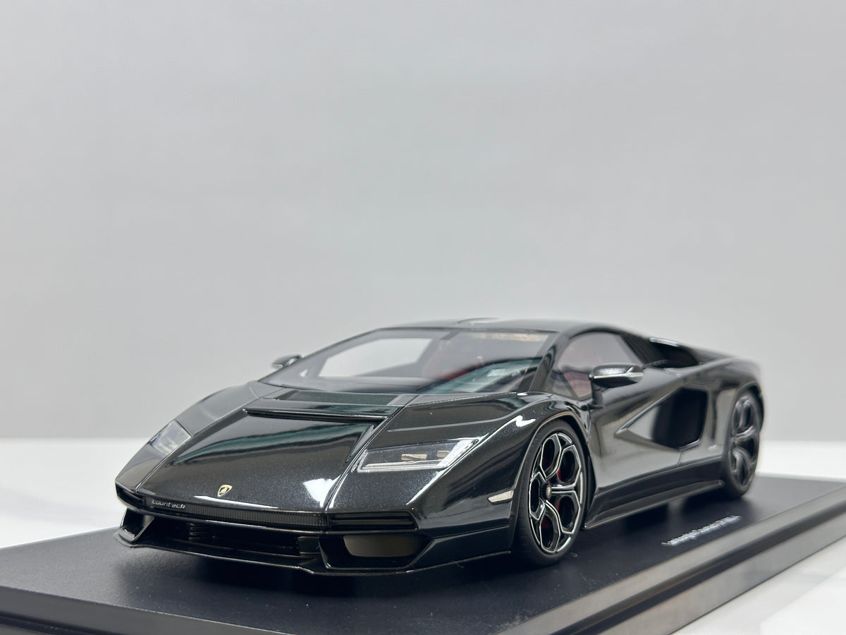 TopSpeed 1/18 Lamborghini Countach LPI 800-4 Black TS0440