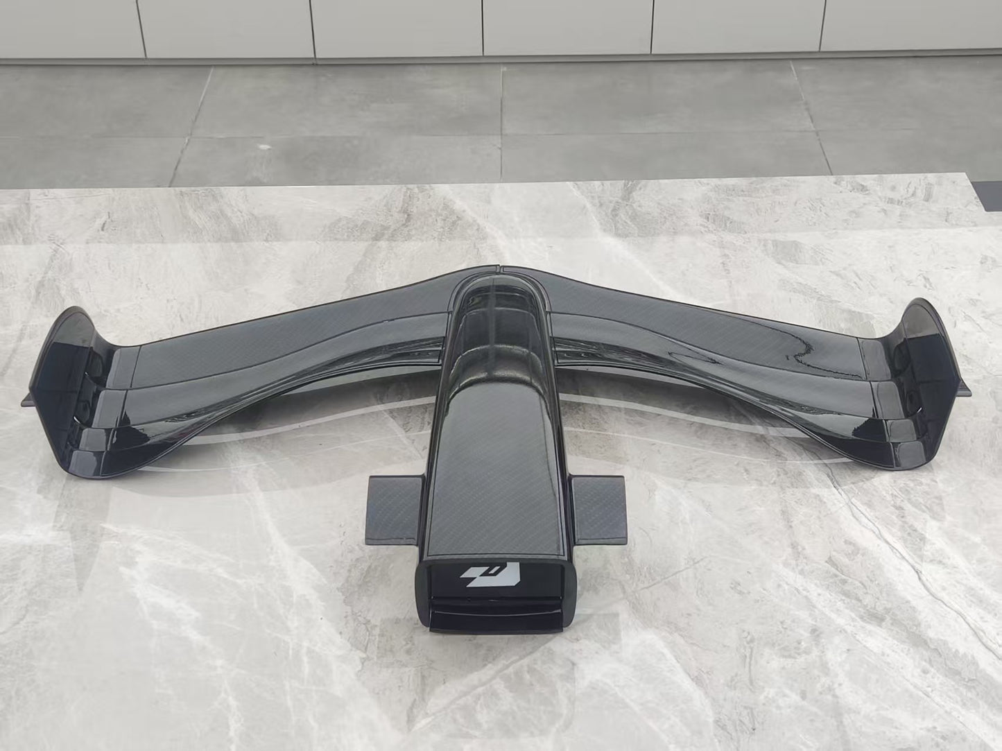 Downforce 1/3 Formula One front wing, handcrafted resin, decorative piece, wall-mountable, carbon fiber, nude finish, can be customized with stickers.