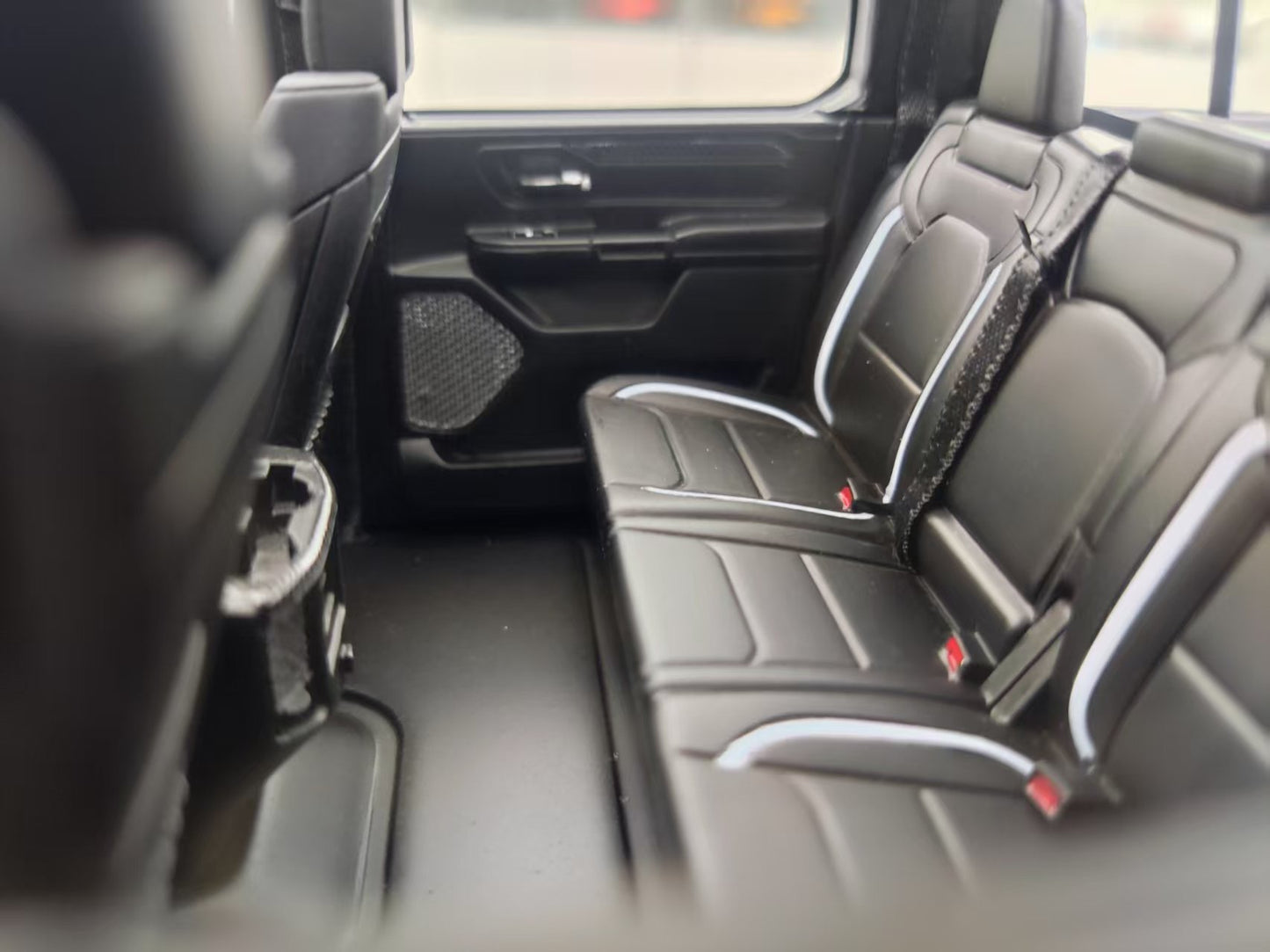 DiAMAanD 1/18 Dodge Ram TRX (Gray) DIA001