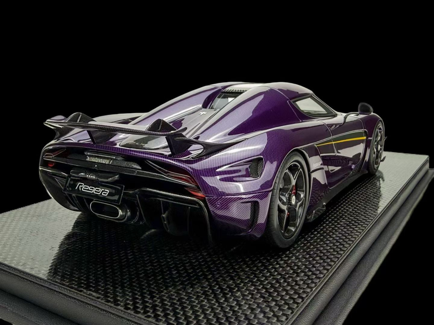 Frontiart 1/18 Koenigsegg Regera Carbon Purple