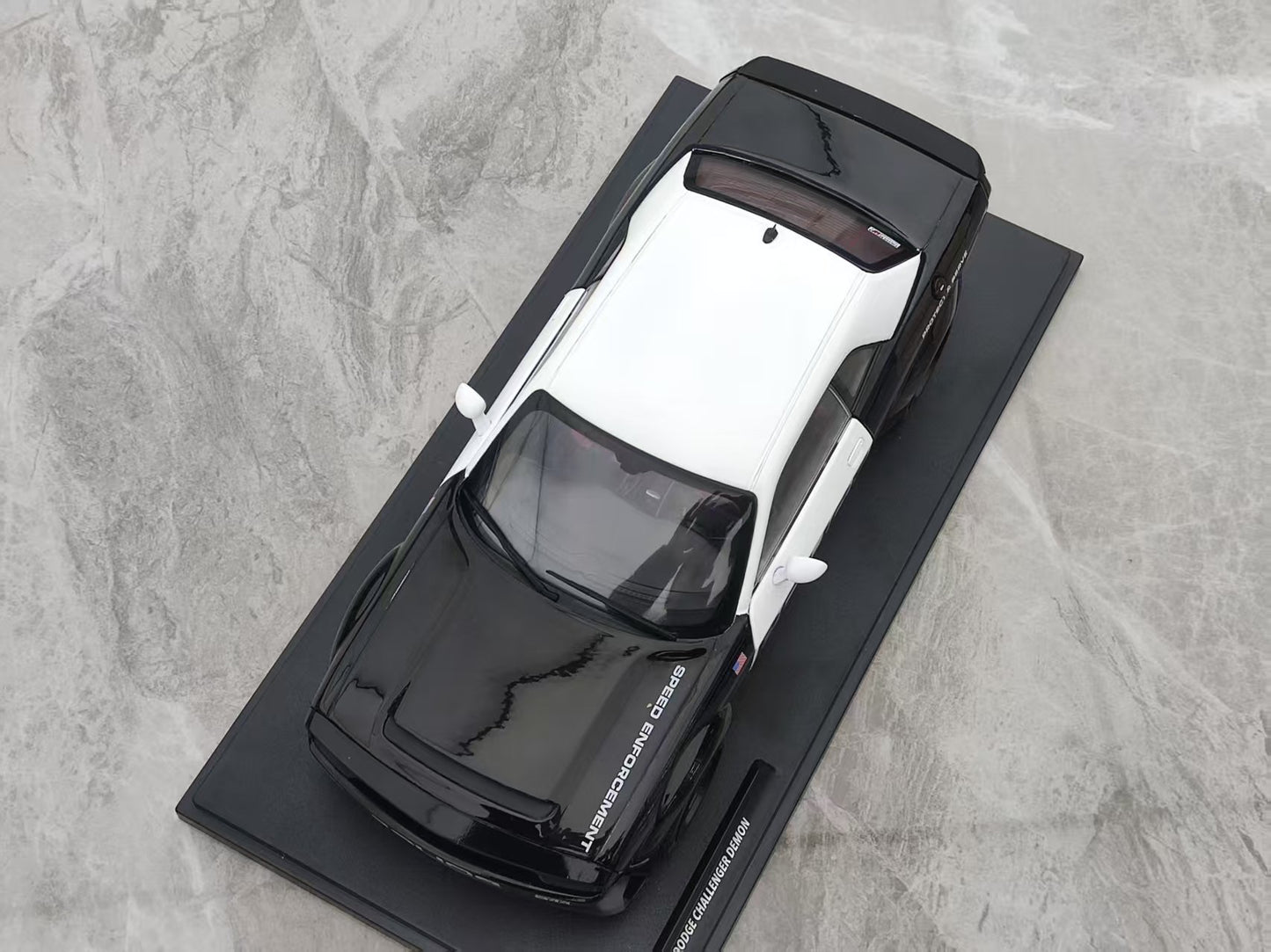 Solido 1/18 Dodge Challenger R/T SCAT PACK Widebody Highway Police Livery S1805715