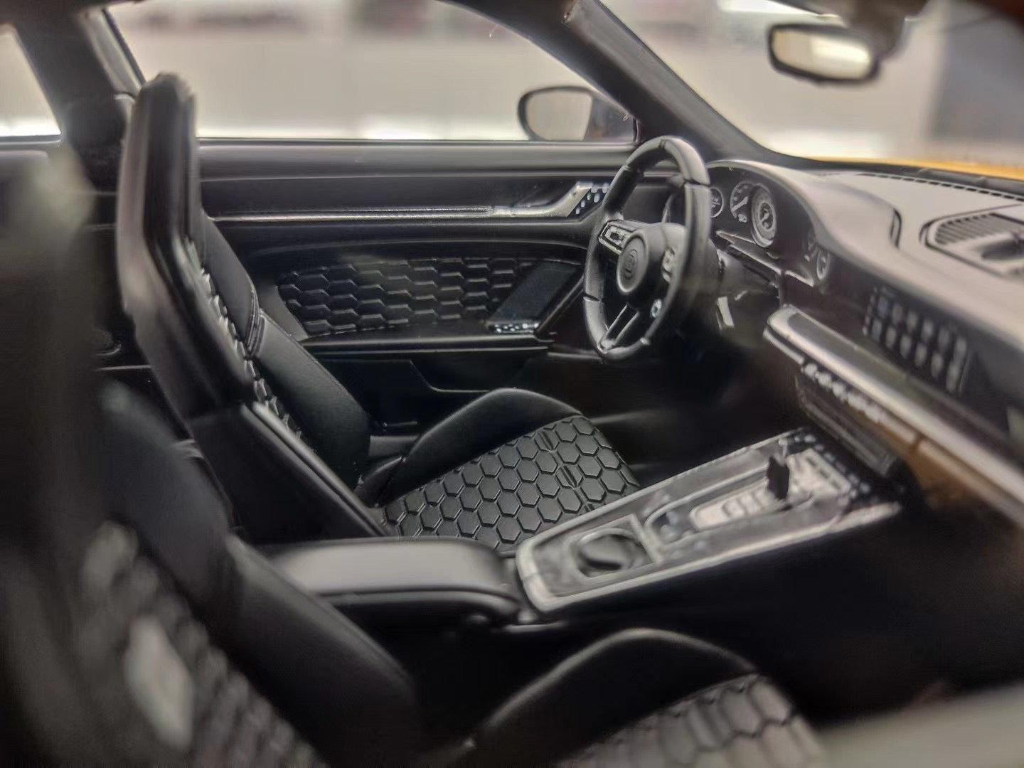 GT Spirit 1/18 Brabus 900 Rocket-R Yellow CLDC037