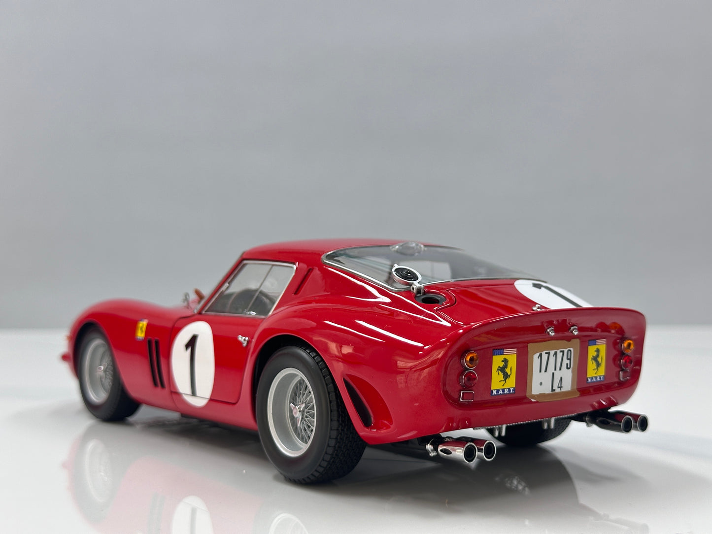 KYOSHO 1/18 Ferrari 250 GTO Red KY212