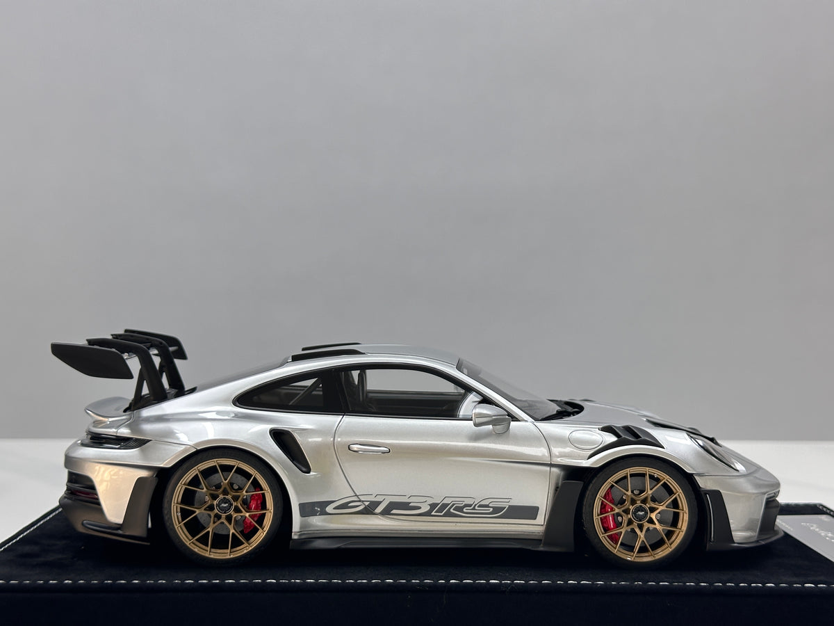 HH Model 1/18 Porsche 992 GT3 RS GT Silver HH724