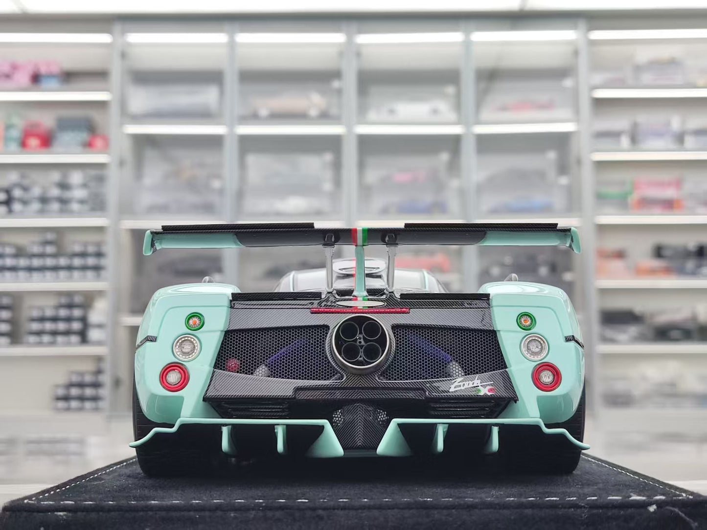 HH Model 1/18 Pagani Zonda Specials RSJX HH548