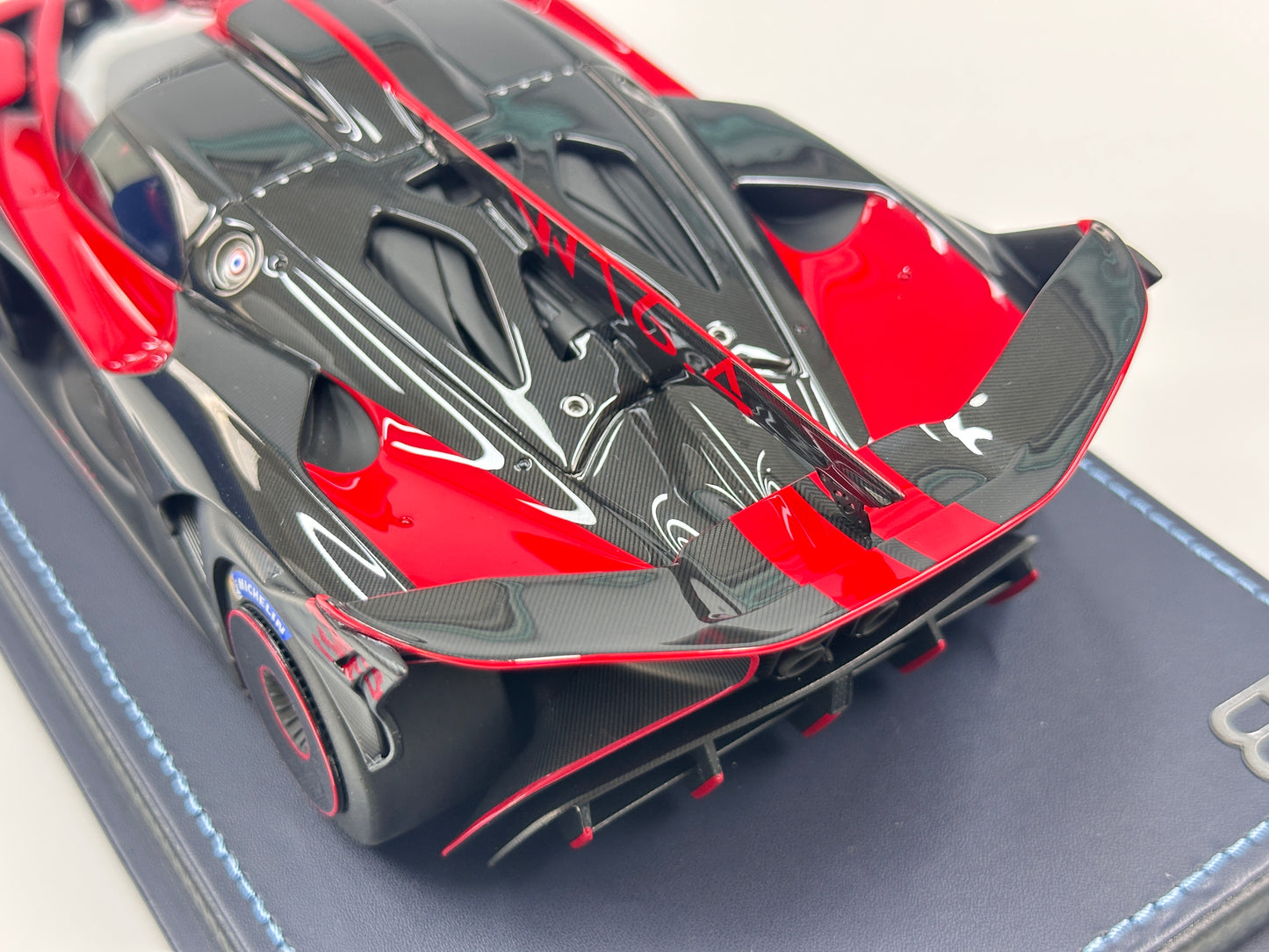 MR 1/18 Bugatti Bolide – Italian Red (BUG014C)
