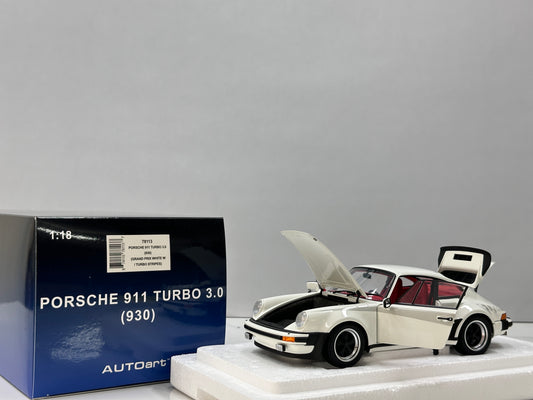 AUTOart 1/18 Porsche 911 (930) Turbo 3.0 White 78113