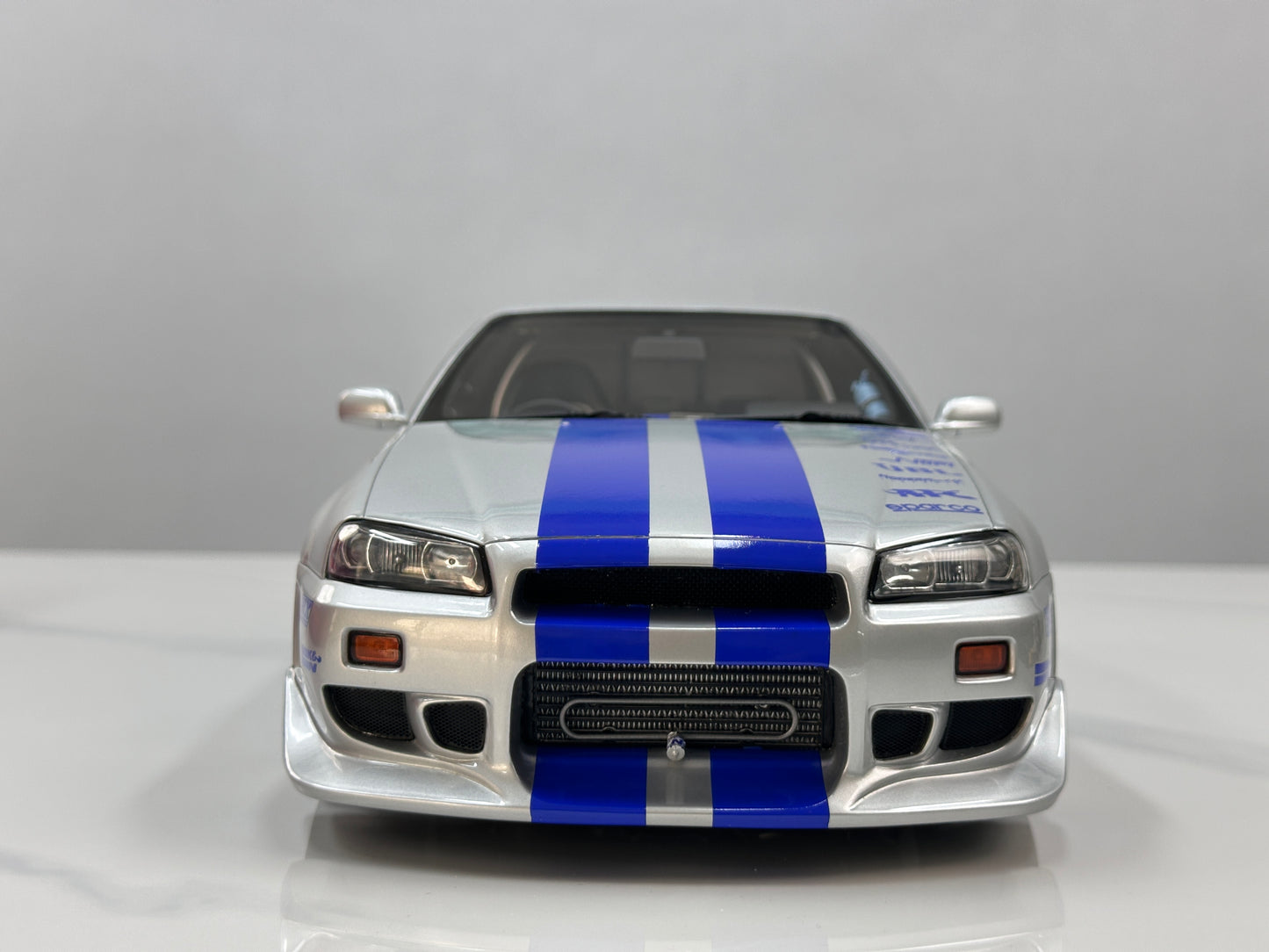 KYOSHO 1/12 Nissan Skyline R34GT-R2001 (Fast & Furious) Silver/Blue Striped KSR12007A