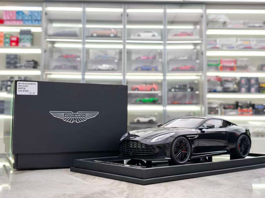 MOTORHELIX 1/18 Aston Martin DB12 Coupe, Black MH332