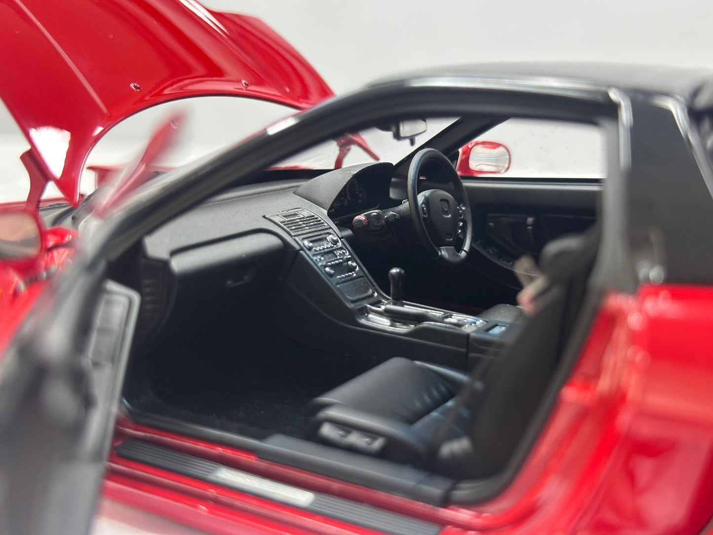 LCD 1/18 Honda NSX 1st Generation (MK1/NA1) Red LCD18022-RE