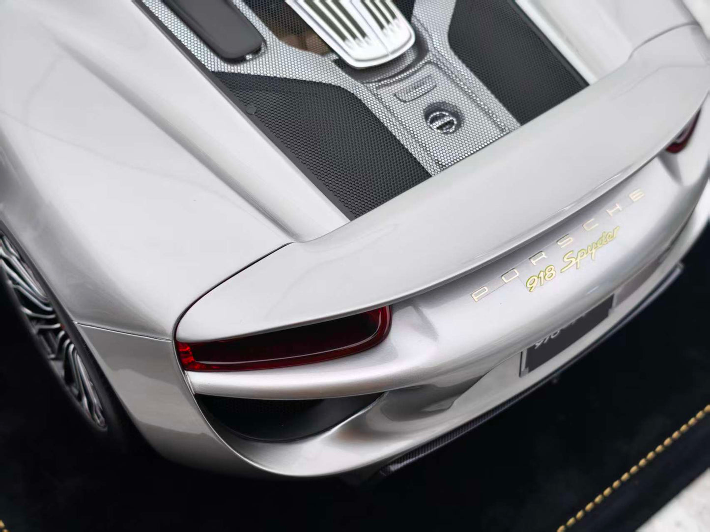 HH 1/8 Porsche 918 Spyde, Silver, HH525